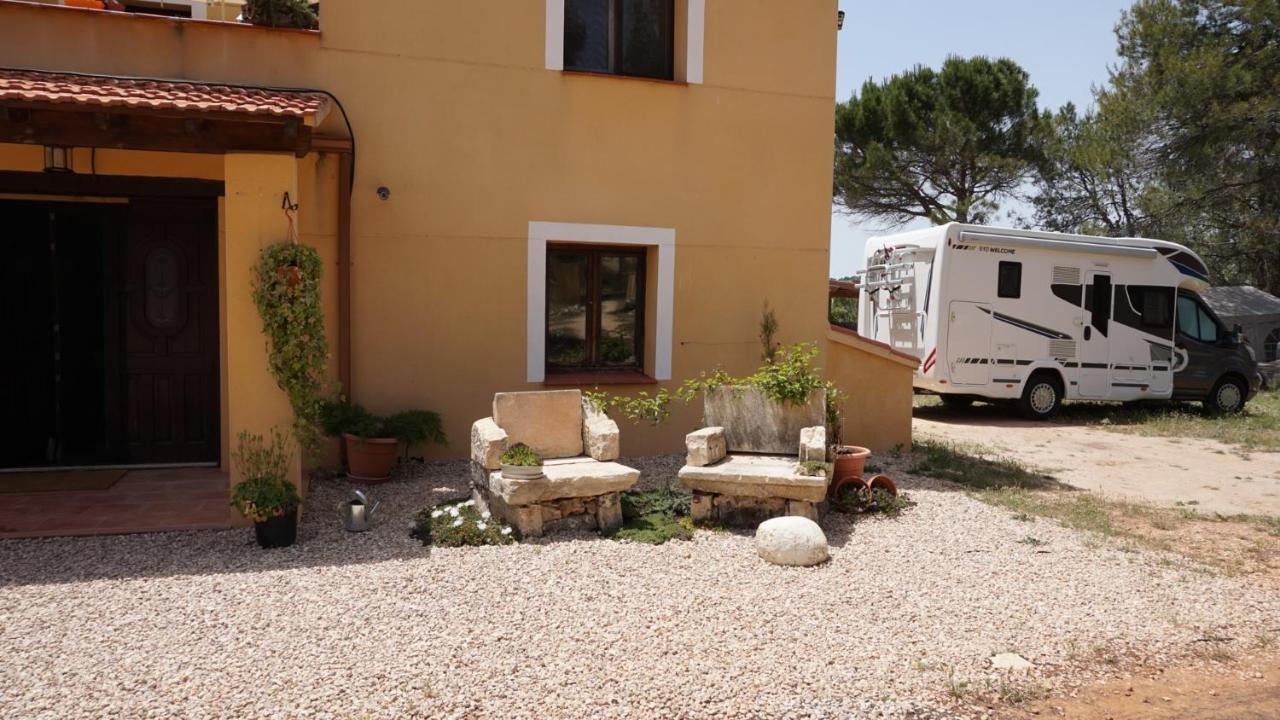 Casa Las 2 Salchichas Bocairent Exterior photo
